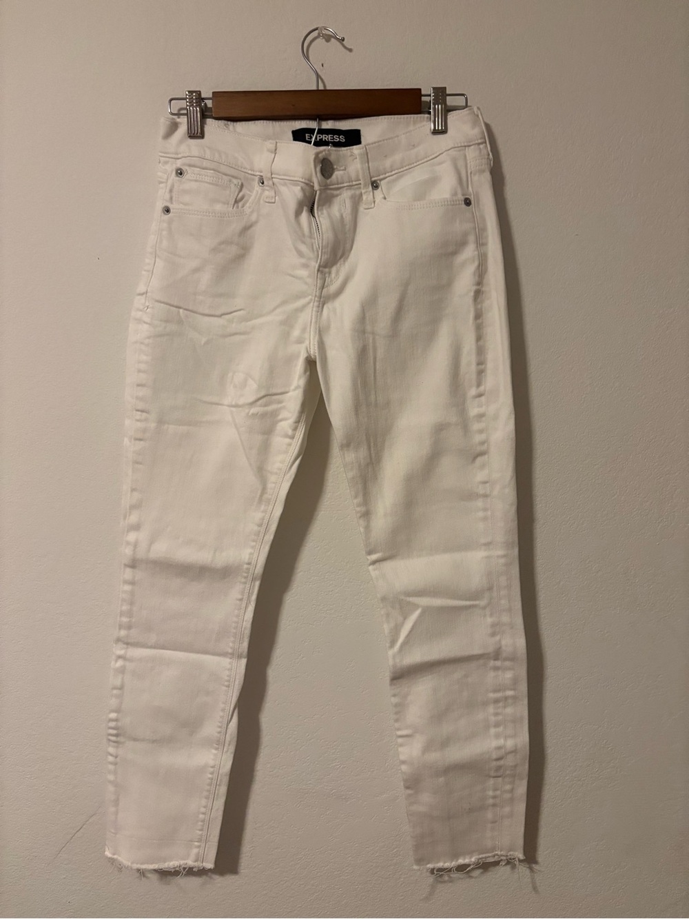 Express Women's White Skinny Jeans — Raw Hem High-Rise